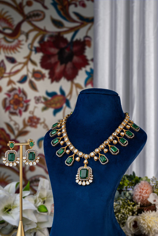 Beautiful open setting hemrel set