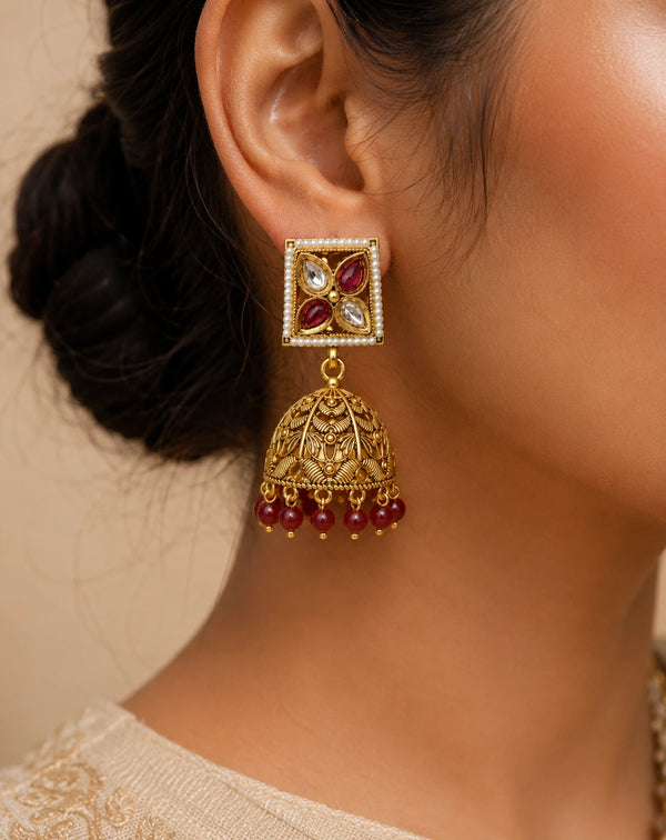 Noorika Kundan Jhumka Earrings