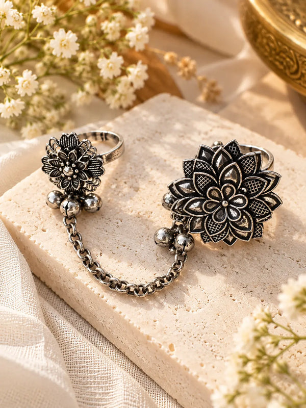 Eternal Bloom Dual-Finger Chain Ring